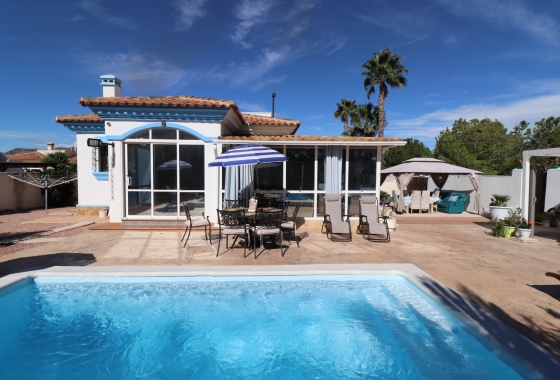 Reventa - Villa - Hondón de las Nieves - Inland