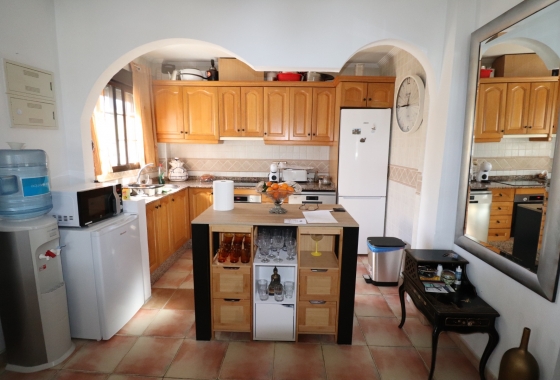 Reventa - Villa - Hondón de las Nieves - Inland