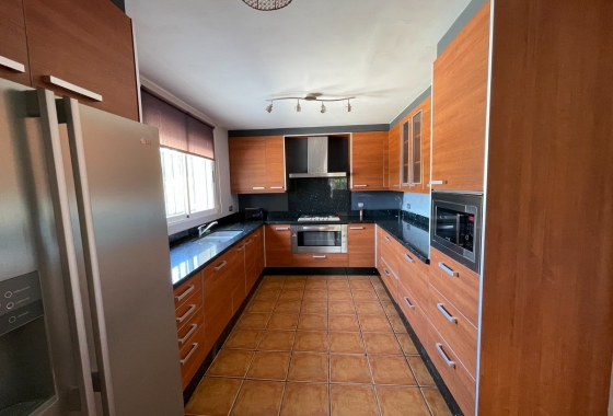 Herverkoop - Villa - Millena - Inland