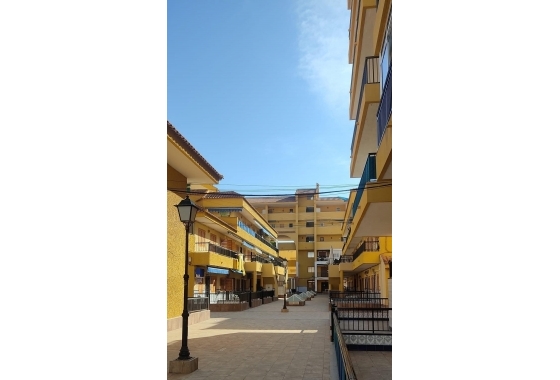 Herverkoop - Herenhuis - Torrevieja - Los Europeos