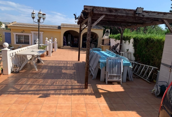 Wiederverkauf - Villa - Torrevieja - Los Balcones - Los Altos del Edén