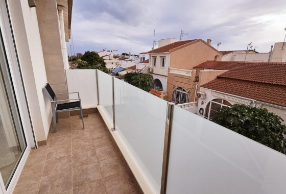 Wiederverkauf - Stadthaus - Torrevieja - La Siesta