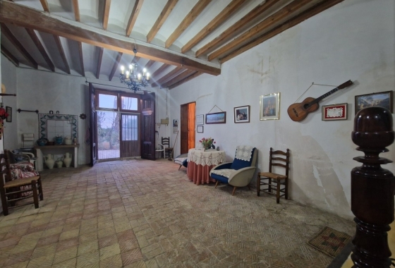 Herverkoop - Finca - Relleu - Inland