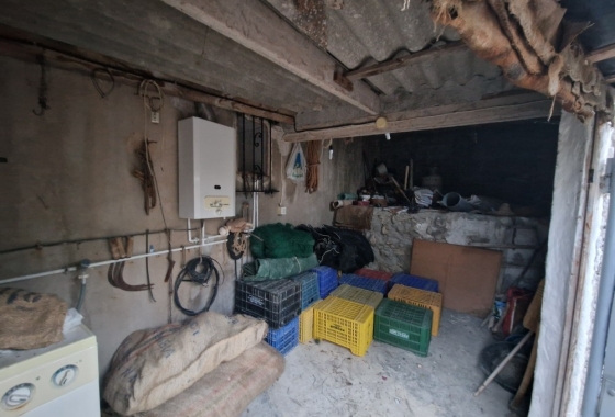 Herverkoop - Finca - Relleu - Inland