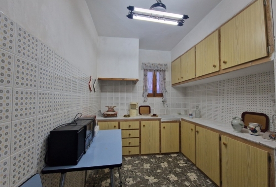 Herverkoop - Finca - Relleu - Inland