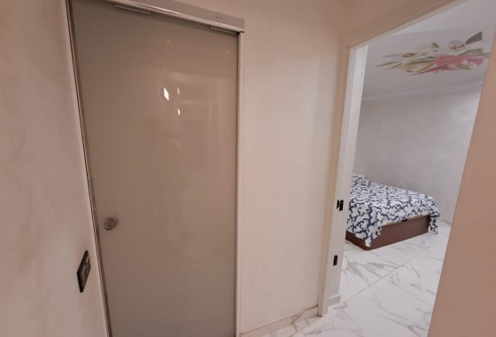 Herverkoop - Appartement / flat - Torrevieja - Costa Blanca