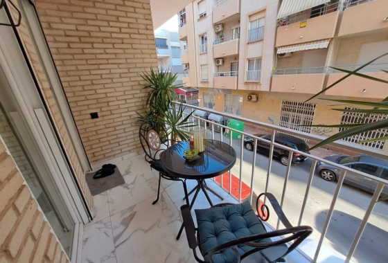 Herverkoop - Appartement / flat - Torrevieja - Costa Blanca