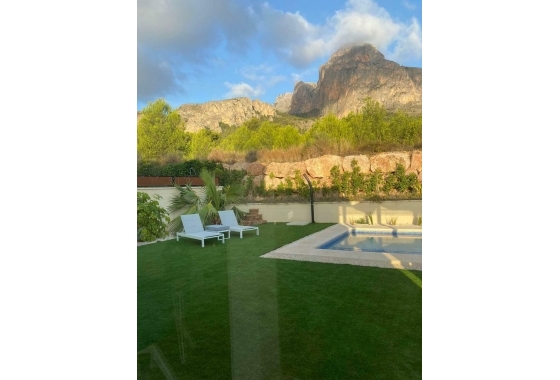 Herverkoop - Herenhuis - Polop - Costa Blanca