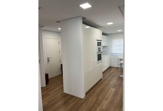 Wiederverkauf - Wohnung - San Juan de Alicante - Costa Blanca