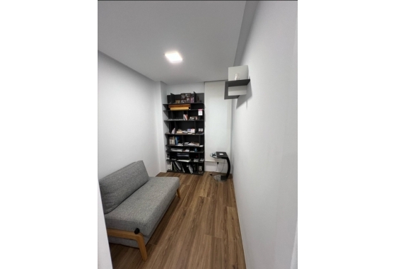 Wiederverkauf - Wohnung - San Juan de Alicante - Costa Blanca