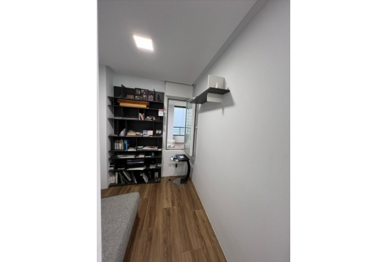 Wiederverkauf - Wohnung - San Juan de Alicante - Costa Blanca