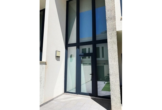 Herverkoop - Herenhuis - Albir - Costa Blanca