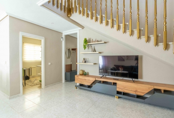 Перепродажа - Вилла - Orihuela Costa - Punta Prima