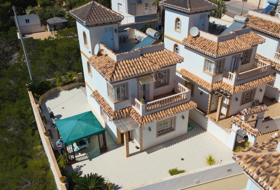 Herverkoop - Villa - Torrevieja - La Mata