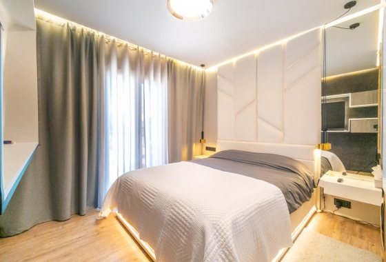 Resale - Villa - Torrevieja - El Chaparral