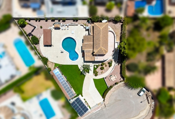 Resale - Villa - Torrevieja - El Chaparral