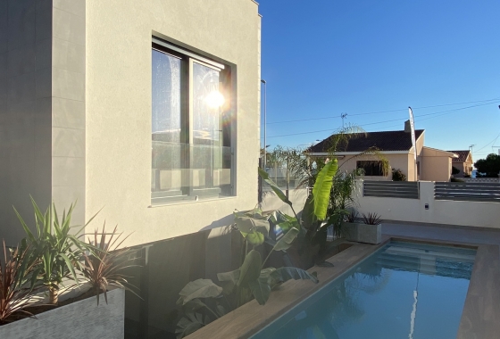 New Build - Chalet - La Mata