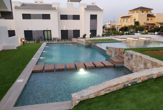 Obra nueva - Bungalow - Torrevieja