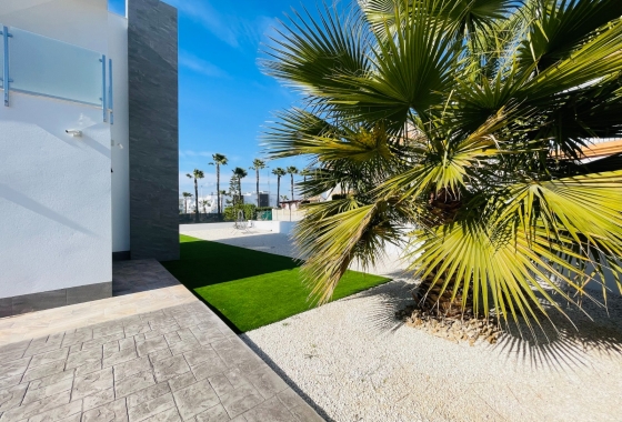 Obra nueva - Chalet - Torrevieja