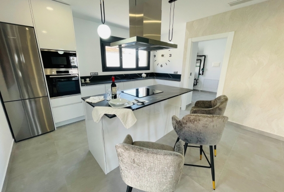 Obra nueva - Chalet - Torrevieja