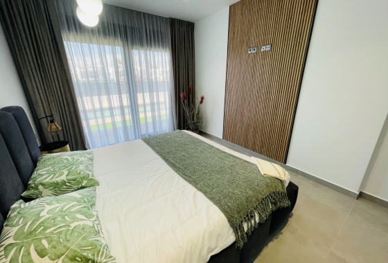 Obra nueva - Chalet - Torrevieja