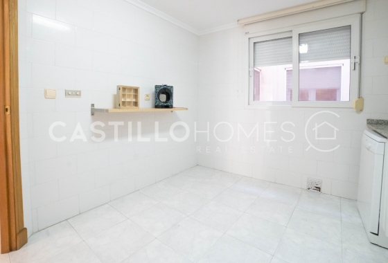 Wiederverkauf - Wohnung - Torrevieja - Centro