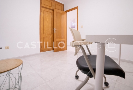 Wiederverkauf - Wohnung - Torrevieja - Centro