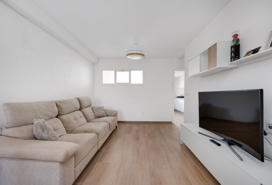 Wiederverkauf - Wohnung - Torrevieja - Centro