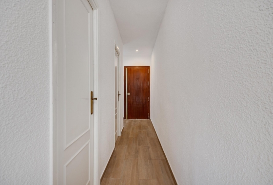 Wiederverkauf - Wohnung - Torrevieja - Centro