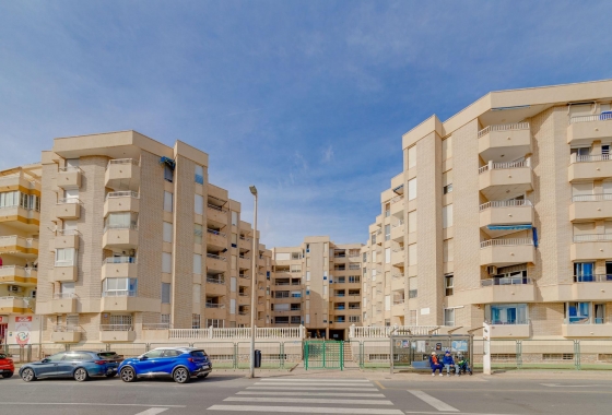 Wiederverkauf - Wohnung - Torrevieja - Centro