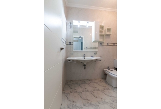 Herverkoop - Finca - Albatera - Inland