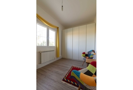 Herverkoop - Finca - Albatera - Inland