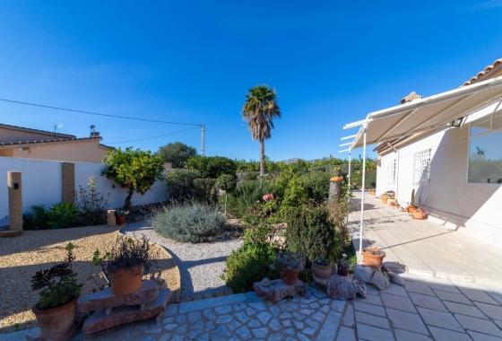 Herverkoop - Finca - Albatera - Inland