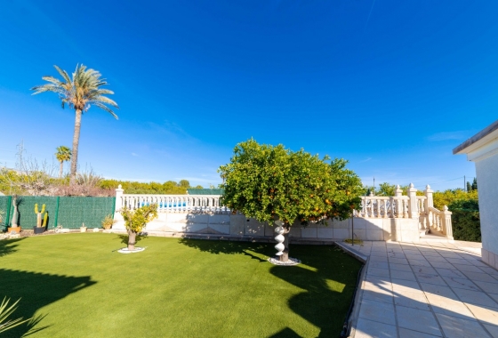 Herverkoop - Finca - Albatera - Inland