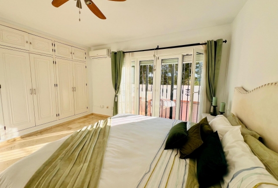 Herverkoop - Villa - Orihuela Costa - Lomas De Campoamor-las Ramblas