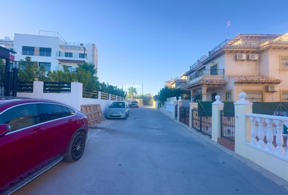 Wiederverkauf - Stadthaus - Orihuela Costa - La Zenia