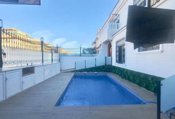 Wiederverkauf - Stadthaus - Orihuela Costa - La Zenia