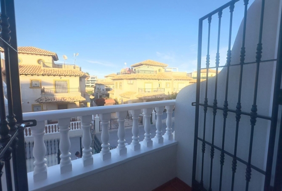 Wiederverkauf - Stadthaus - Orihuela Costa - La Zenia