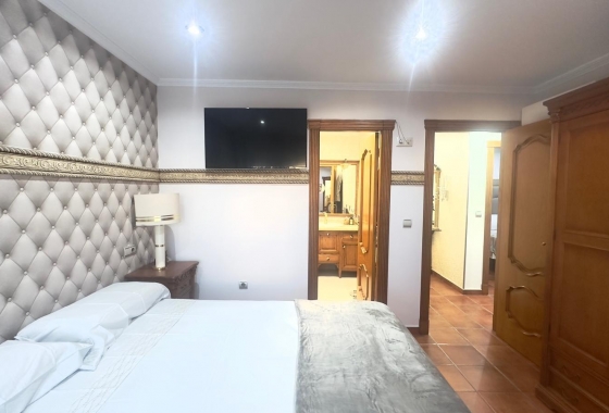 Wiederverkauf - Stadthaus - Orihuela Costa - La Zenia