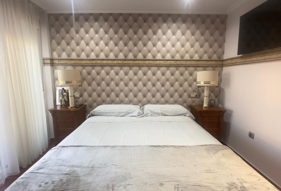 Wiederverkauf - Stadthaus - Orihuela Costa - La Zenia