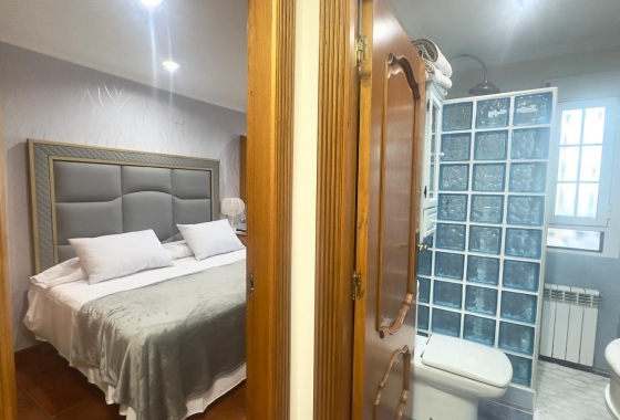 Wiederverkauf - Stadthaus - Orihuela Costa - La Zenia