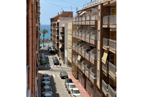 Wiederverkauf - Wohnung - Torrevieja - Playa del Cura