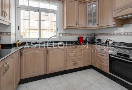 Wiederverkauf - Wohnung - Torrevieja - Playa del Acequión