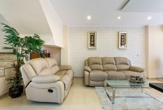 Wiederverkauf - Stadthaus - Torrevieja - aguas nuevas