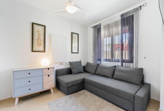 Wiederverkauf - Stadthaus - Torrevieja - aguas nuevas