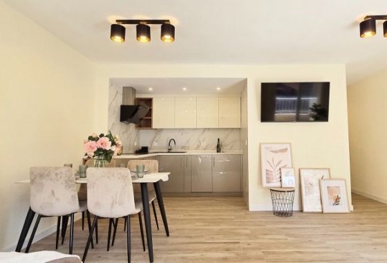 Wiederverkauf - Wohnung - Torrevieja - Centro