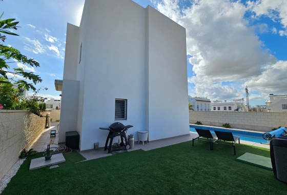 Resale - Villa - Ciudad Quesada - Rojales