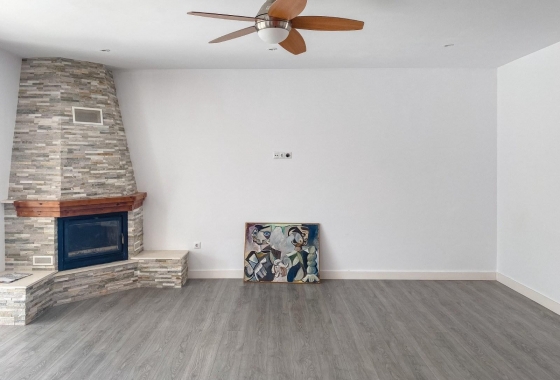 Resale - Villa - Torrevieja - Costa Blanca