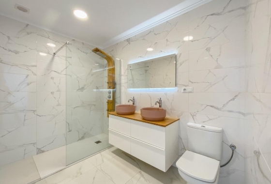 Resale - Villa - Torrevieja - Costa Blanca