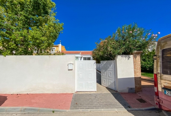 Resale - Villa - Torrevieja - Costa Blanca